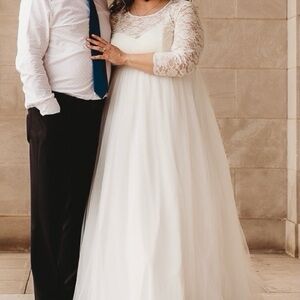 Torrid Ivory Lace and Tulle A Line Wedding Dress w/ Beaded sash
